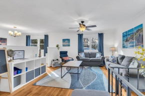 Private Single Family Home Close to Both Water and Downtown!